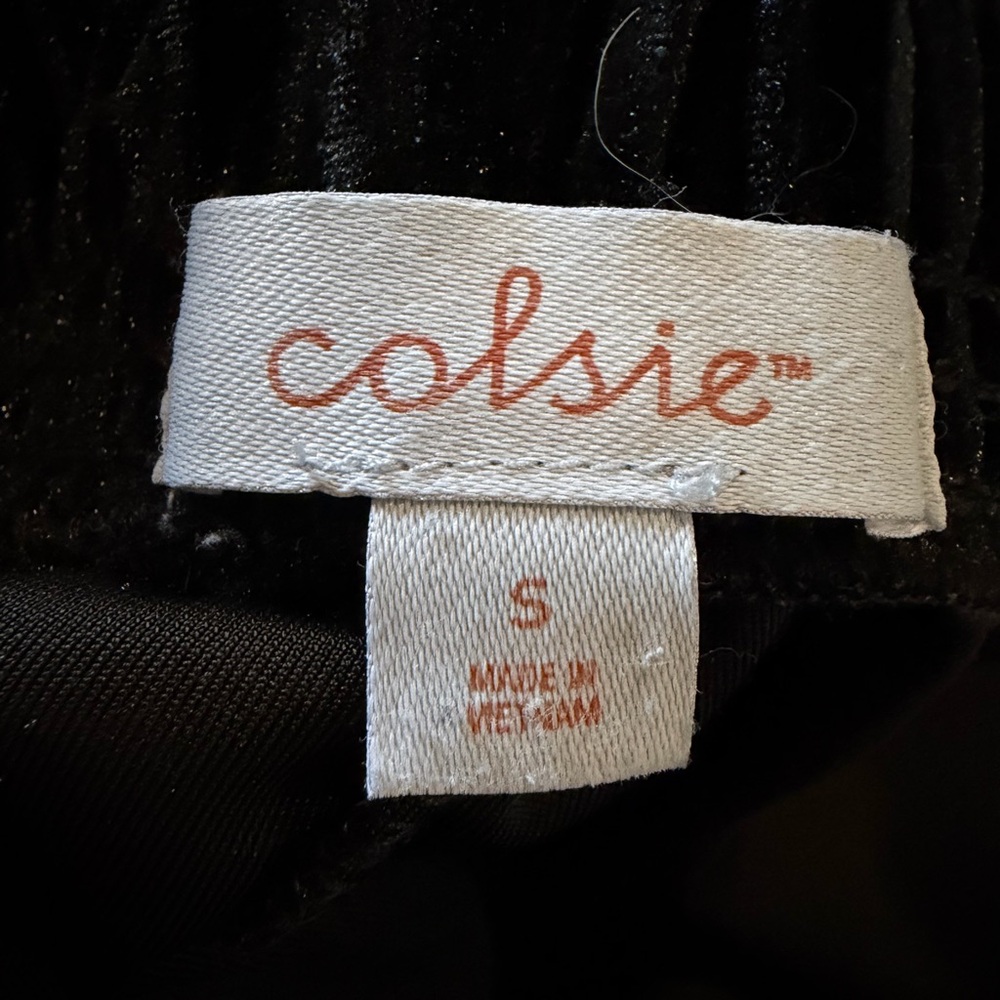 Colsie Black Ribbed Joggers - Picture 2 of 2